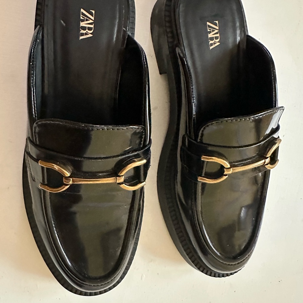 Zara Black and Gold Leather Loafers with Horsebit Detail Size 6.5
